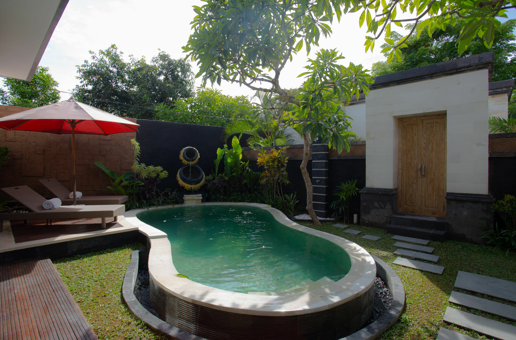 Kayu Suar Bali Luxury Villas & Spa Sanur Екстериор снимка
